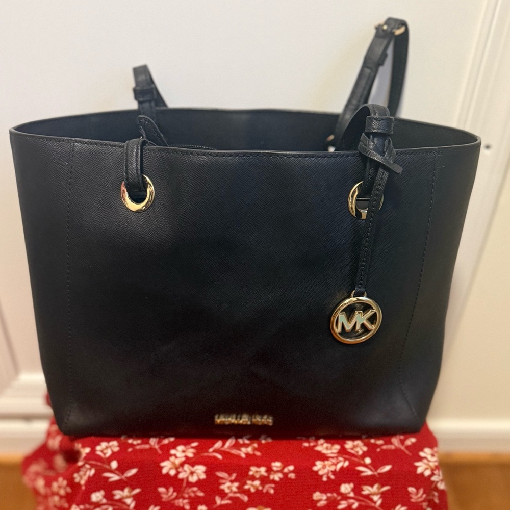 Michael Kors Classic Black Tote